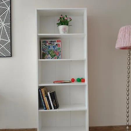 Duze Mieszkanie - 3 Na Parterze Dla Max 6 Osob *